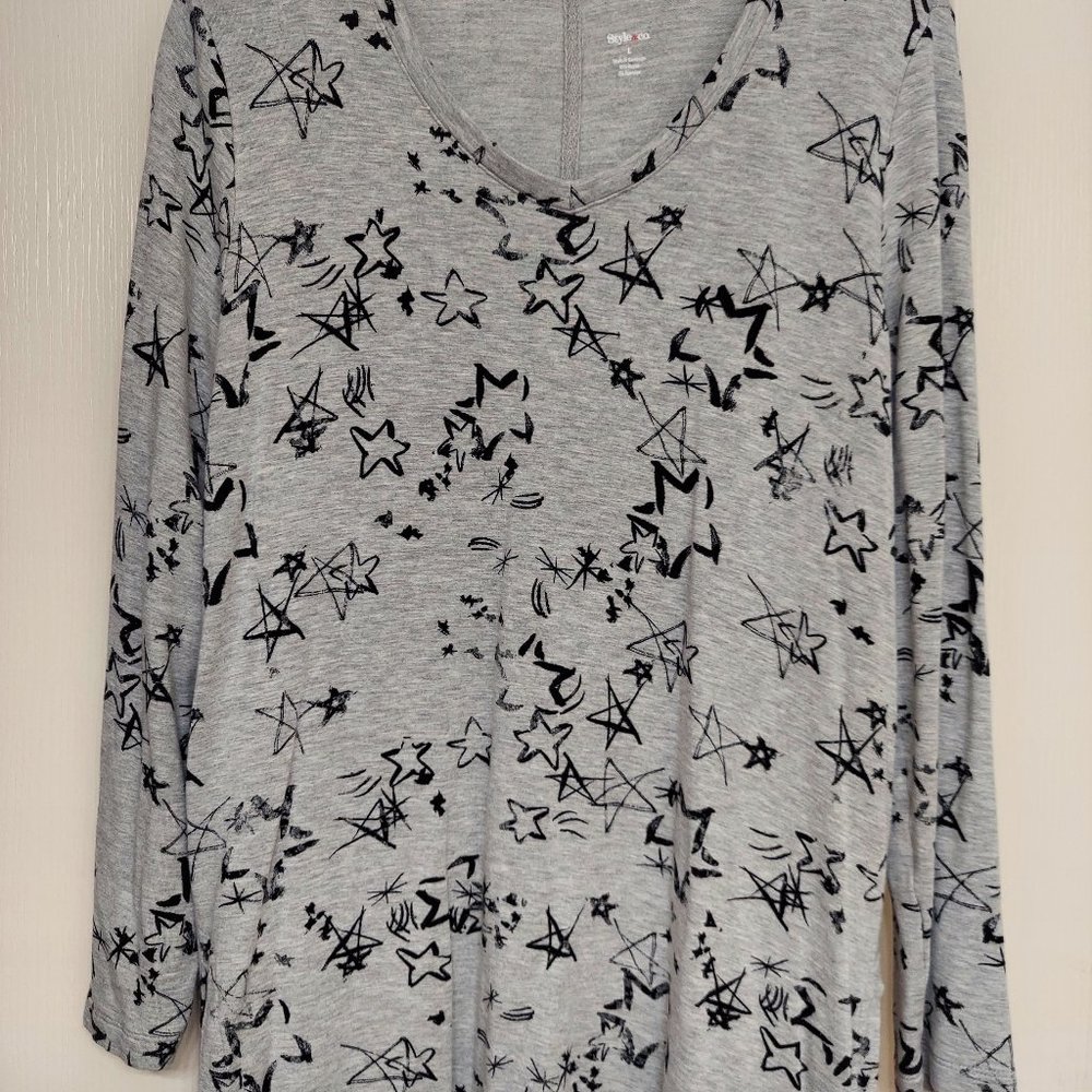 Women's Style & Co Stars All Over Knit Tunic (Large) NWOT